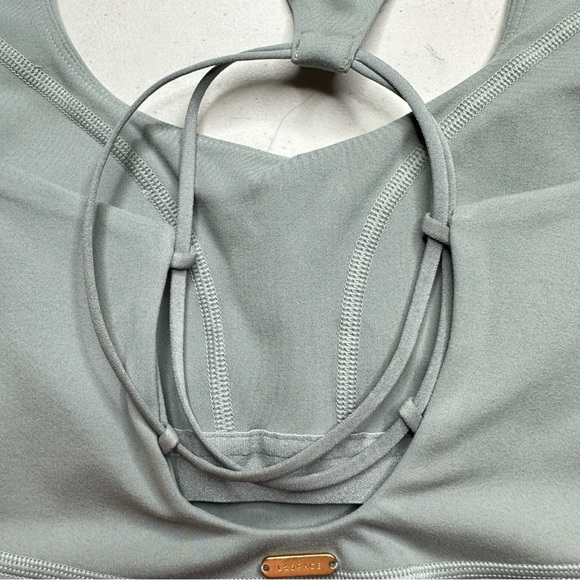 L*Space Active Sage Push It Top Scoop Neck strappy sports bra NWT. Size XL #72 - Picture 4 of 8